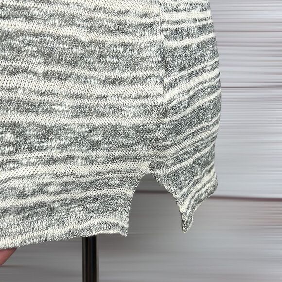 NWT C&C CALIFORNIA Striped Hoodie
Sweater Cotton Sz S - Picture 7 of 12